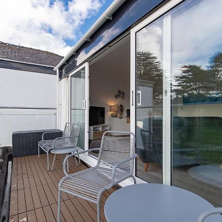 25 Coedrath Park - Sea Views From Balcony, Short Walk To Beach, Parking Saundersfoot Extérieur photo